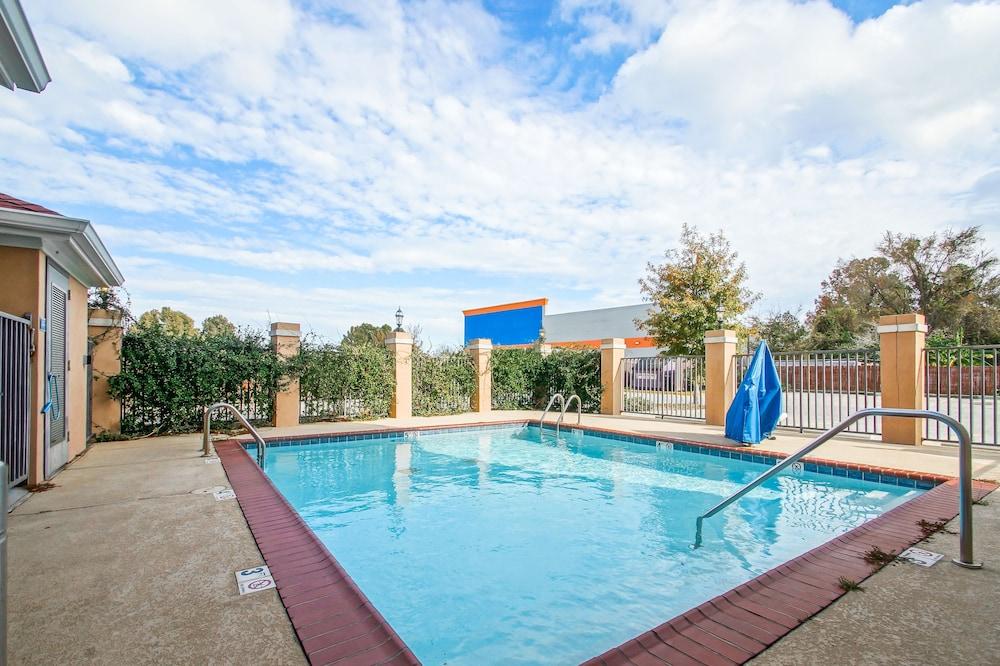 Days Inn By Wyndham Baton Rouge I-10 Prairieville Εξωτερικό φωτογραφία