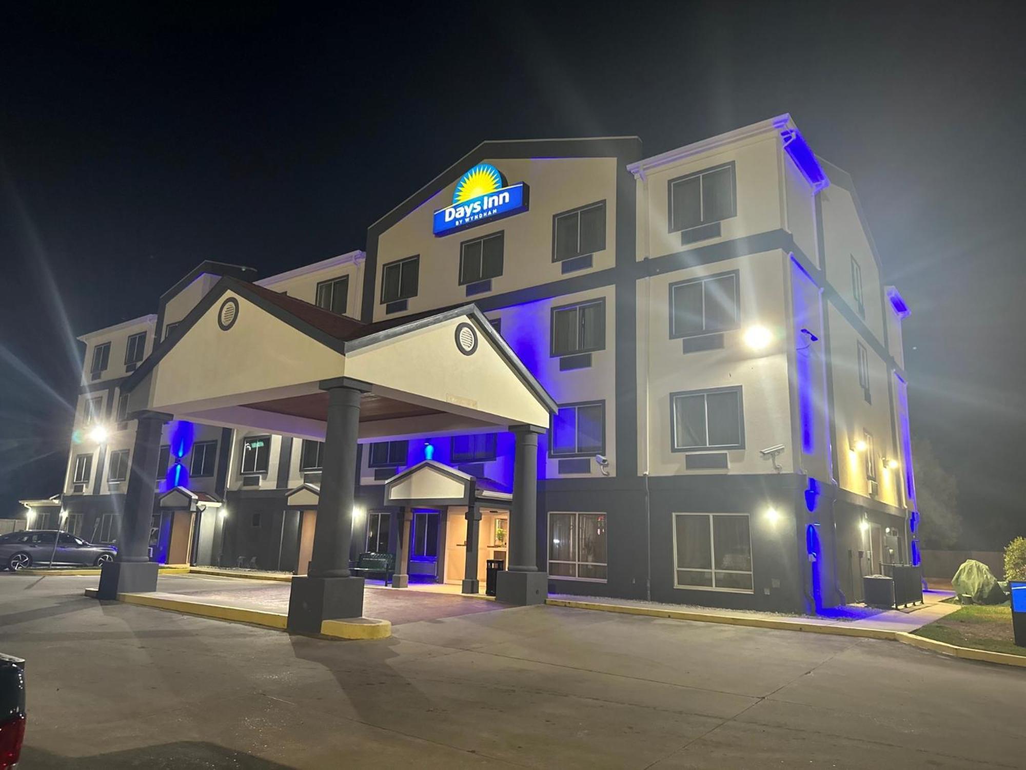 Days Inn By Wyndham Baton Rouge I-10 Prairieville Εξωτερικό φωτογραφία