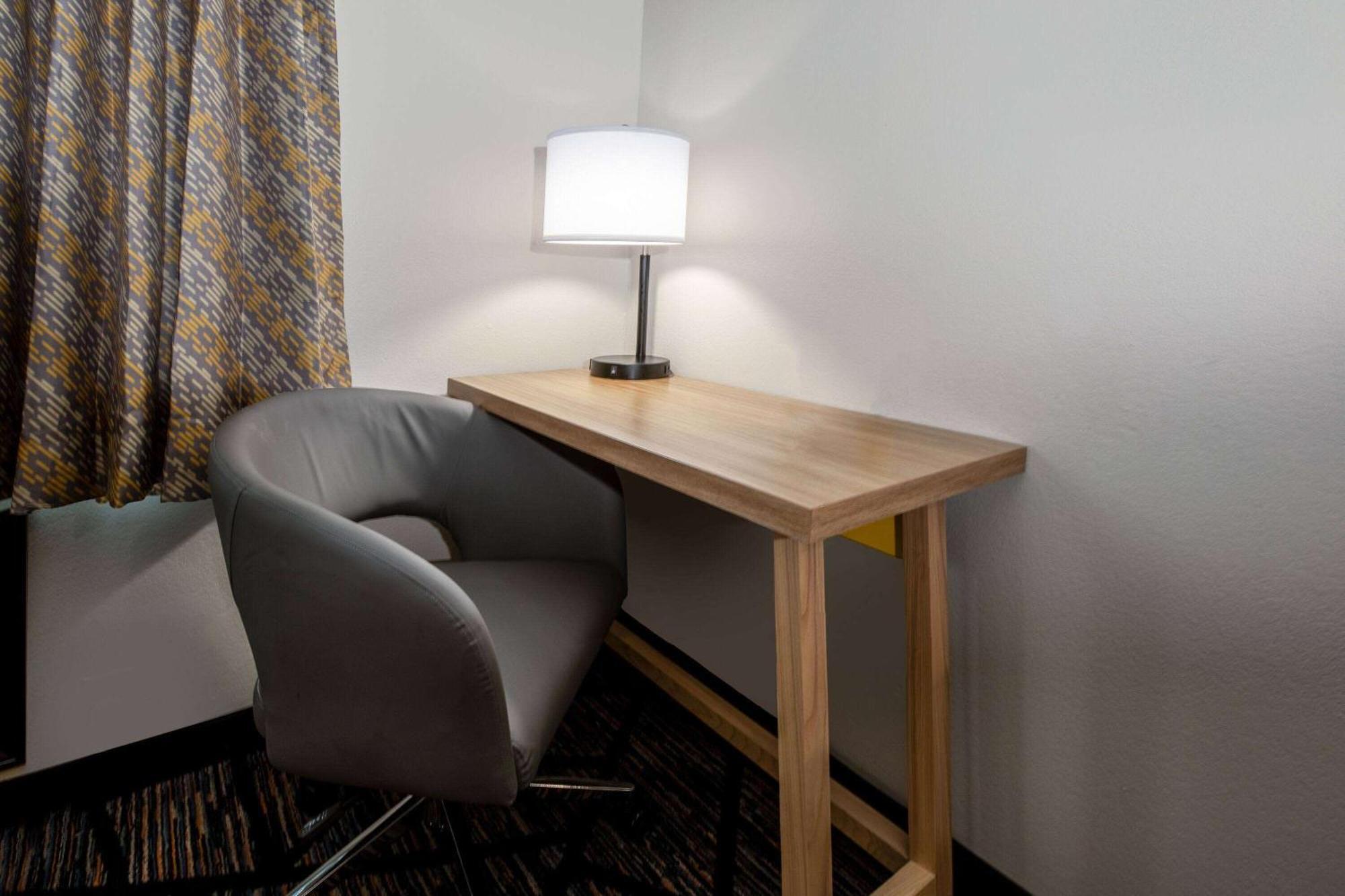 Days Inn By Wyndham Baton Rouge I-10 Prairieville Εξωτερικό φωτογραφία